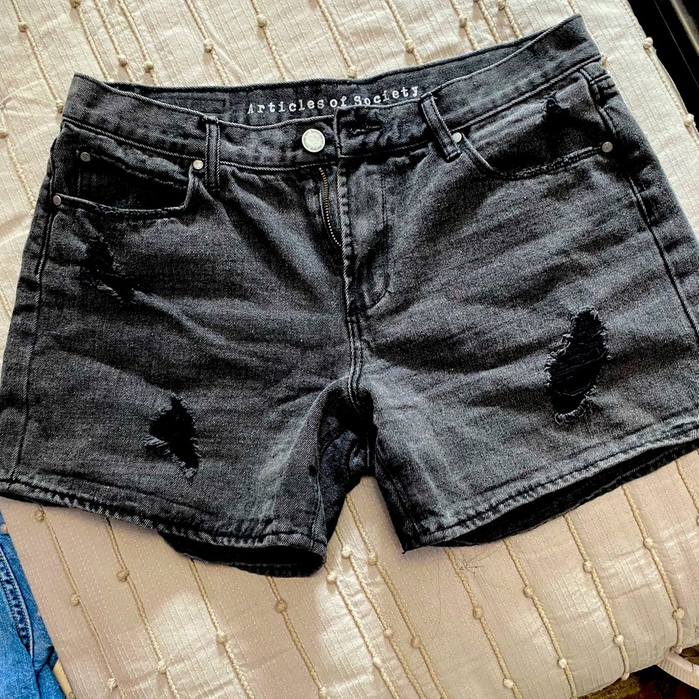 Articles of Society black Jean short
